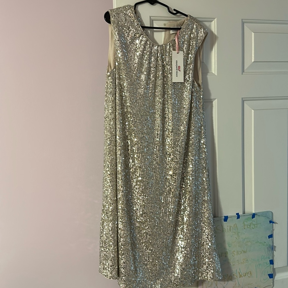 NWT Vineyard Vines sleeveless sequin dress